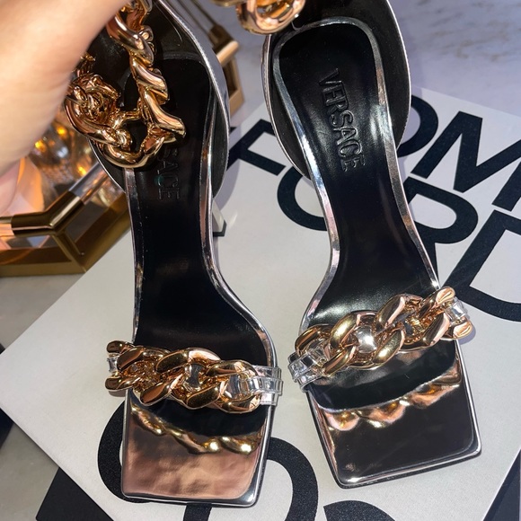 Versace Gold Medusa Chain Leather Sandal in Silver Mixed Metals - Picture 13 of 16